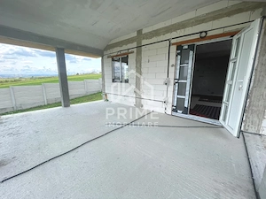 Casă de vanzare | 3 camere | 119mp utili | Teren 400mp  - imagine 2