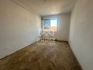 Apartament 2 camere RENOVABIL 33 mp| etaj 3| zona Blaj