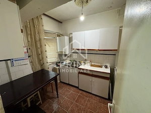 Apartament de vanzare cu 3 camere | ETAJ 2 | 66 MP UTILI | ULTRACENTRAL | - imagine 2