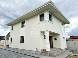 Casă Exclusivistă | 4 Camere | Teren 470 mp | Zona Micesti