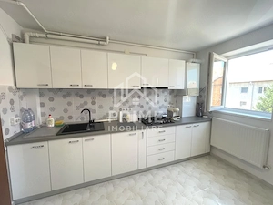 Apartament 2 camere | 70 mp utili | Zona Cetate - imagine 3