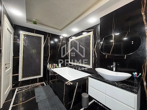 Proprietate in stil neoclasic, 252 mp utili pe teren de 2950 mp - Panoramic - imagine 13