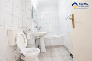 Apartament 4 camere , centru , etaj 1 - imagine 10