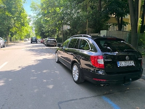 Skoda Superb Combi - imagine 2