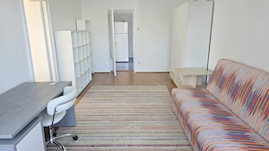Inchiriez  apartament 2 camere in Deva, Bld. Dacia, suprafata utila 52 mp, in circuit,  - imagine 2