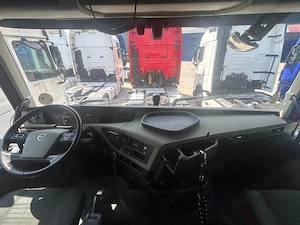 Volvo FH500 Globetrotter XL mega, an 2015, Euro 6, clima stationare - imagine 6