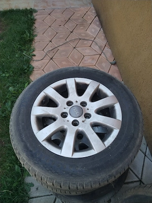 vind 4 roți cu anvelopa de vara 