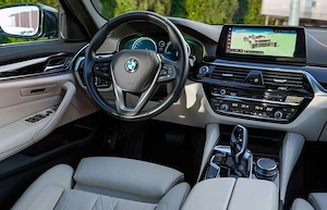 BMW G30 520i Luxury Individual Extrafull - imagine 9