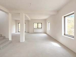 Casă individuală de vânzare , 139 mp , 474 teren  – Zona Planoare - imagine 2