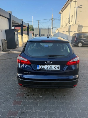 Vand Ford Focus Mk3 Break  3950 Euro negociabil - imagine 7