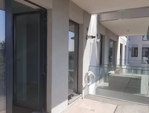Vanzare Apartament modern cu 2 camere etaj 3 langa Petrom City - imagine 7