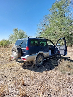 Nissan Terrano 2.7 tdi - imagine 3