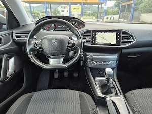 Peugeot 308 model 2015 mot 1.6 HDI 120 cp Euro 6 - imagine 6