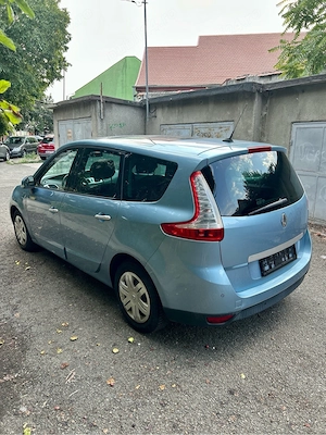Renault Grand Scenic 1.4TCe - imagine 4