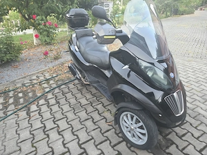 Vând Piaggio mp3 250  - imagine 10