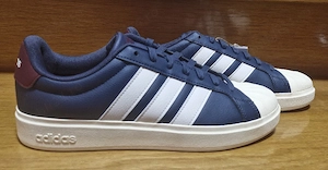 Adidasi Adidas