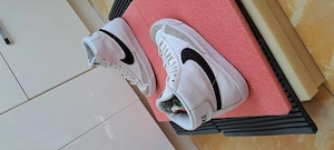 Adidasi unisex Nike 38.5-39