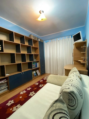 Apartament 4 camere | 104 mp total | Micro 18 | Centrala proprie | Panouri apa calda | Loc parcare | - imagine 5