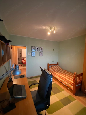 Apartament 4 camere | 104 mp total | Micro 18 | Centrala proprie | Panouri apa calda | Loc parcare | - imagine 6