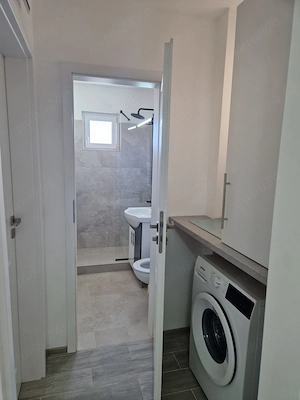 Persoana fizica inchiriez pe termen lung(minim 1 an) apartament decomandat cu 3 camere(3 10 cu lift) - imagine 6