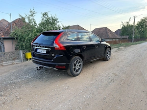 Volvo XC60 D4 AWD 2.4 Diesel 190 CP Automată | 2016 | 188.827 km - imagine 9
