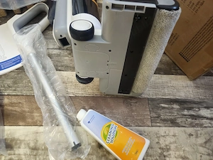Aspirator vertical Proscenic F10 Pro Wet & Dry   aspiră și spală   complet