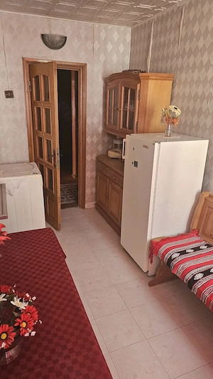 Apartament cu 3 camere, în Târgu Neamț - imagine 4