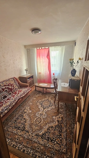 Apartament cu trei camere, în Târgu Neamț