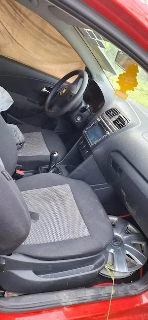 VW polo an fabricație 2013 - imagine 2