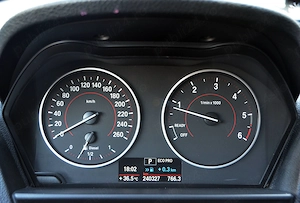 BMW F20 118d 143cp E5 Cutie Automata Faruri Xenon Navy Clima Distributie NOUA - imagine 10