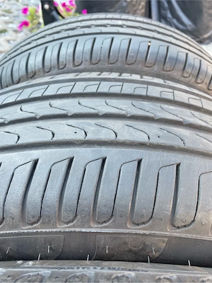 Set anvelope de vara Pirelli 235 55 18 DOT 3523 - imagine 4