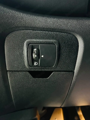 Renault Grand Scenic - imagine 12