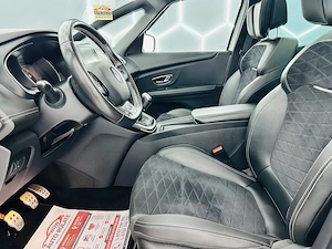Renault Grand Scenic - imagine 11
