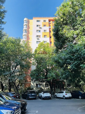 Apartament 2 camere | 60 mp | Teiul Doamnei | Etaj 3/10 - imagine 2