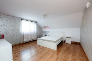 Casă individuală de vânzare 190mp construiti+1800mp teren,Udeni-Zăvoi - imagine 16