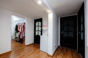 Casă individuală de vânzare 190mp construiti+1800mp teren,Udeni-Zăvoi - imagine 13
