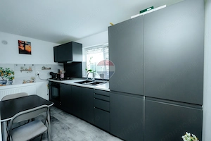 Casă individuală de vânzare 190mp construiti+1800mp teren,Udeni-Zăvoi - imagine 7