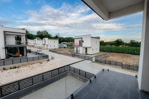 Casă tip duplex, P+1E, 174mp construiți — Budeasa Mare, Argeș - imagine 17