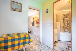 Casă locuibilă Șinca Veche – central, 931 mp teren, șură tradițională - imagine 10