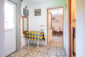 Casă locuibilă Șinca Veche – central, 931 mp teren, șură tradițională - imagine 13