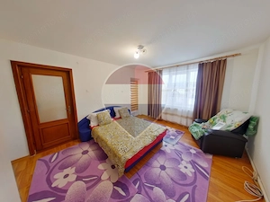 Casă / Vilă cu 8 camere de închiriat - imagine 4