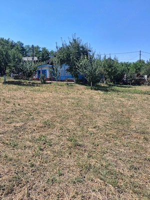 Casă bătrânească locuibilă + suprafață totală teren - 1000mp,  Vânători-Popricani,  10 km de Iași  - imagine 9