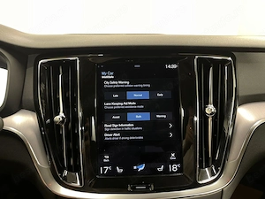 Volvo S60 - imagine 17