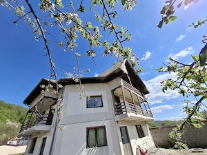Constructie P+1 cu 6 încăperi 2 bai si teren - 3.329 mp Băile Olănești - imagine 4