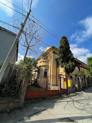 Ag. Crio imobiliare inchiriaza ap. 3 camere Central - Cetatuie