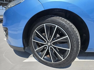Renault Megane 3 Grandtour   2012   Ediție BOSE   1.5 dCi 110CP  - imagine 4