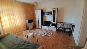 PF, Piata Unirii, închiriez apartament 2 camere,D,CT, centrală termică,aer condiționat,Palas,Centru