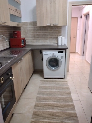 închiriez garsonieră confort I zona Vișoianu  - imagine 4