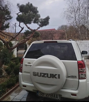 Suzuki Grand Vitara 1.9 ddis Euro 5 - imagine 3
