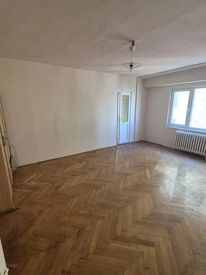 Vând apartament 3 camere, 75 m2 utili!!, lângă Iulius mall, etaj 4 din 8, decomandat  - imagine 4